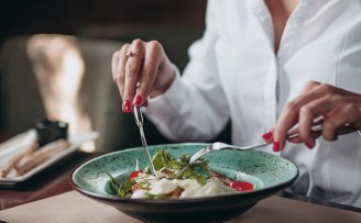 Exclusive recipes from restaurants or chefs